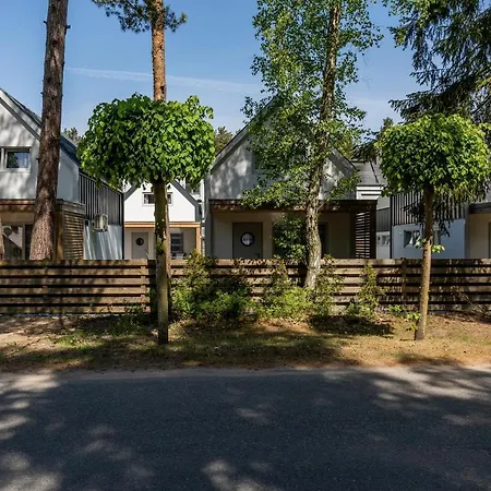 Kotwica-pobierowo Bukowa 1 別荘 *