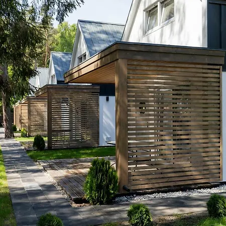 別荘 Kotwica-pobierowo Bukowa 1 ポビエロボ