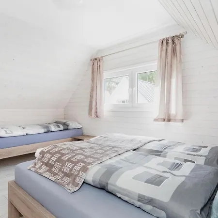 Kotwica-pobierowo Bukowa 1 別荘 *