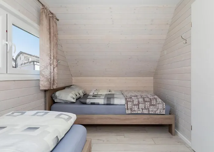 Kotwica-pobierowo Bukowa 1 度假居 波别罗沃