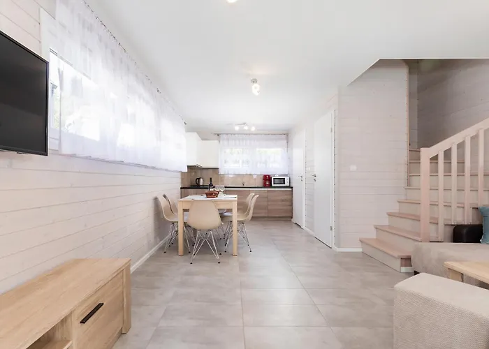 펜션 Kotwica-pobierowo Bukowa 1 포비에로보