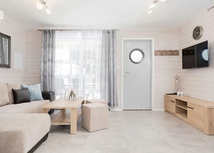 Kotwica-pobierowo Bukowa 1 度假居 波别罗沃