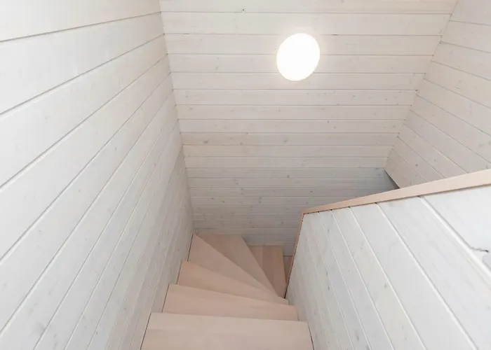 Kotwica-pobierowo Bukowa 1 * 포비에로보