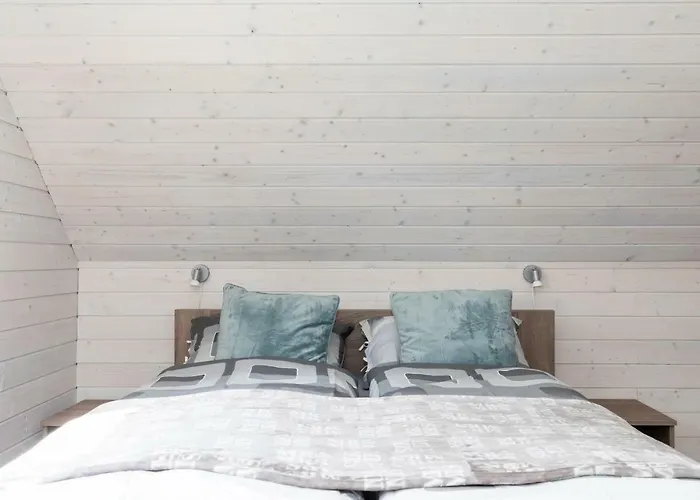 Kotwica-pobierowo Bukowa 1 포비에로보